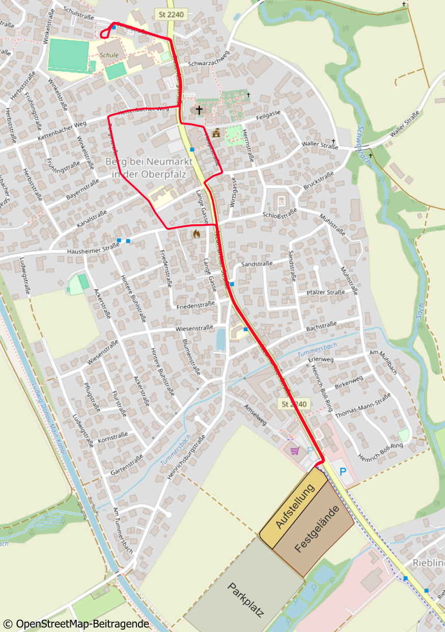 Karte mit Verlauf des Festzugs. Neben Netto Festgelände, Aufstellung und Parkplatz; von dort über Staatsstraße 2240 nördlich bis Hauptstraße, vorbei an Rathaus und Kirche, zurück auf die Staatsstraße, weiter in die Schulstraße, Wende am Sport- und Kulturzentrum, über die Schulstraße zurück zur Staatsstraße, in südlicher Richtung bis zum Kettenbacher Weg, von dort über die Pergestraße zur Hausheimer Straße, zurück auf die Staatstraße und zurück zum Festgelände