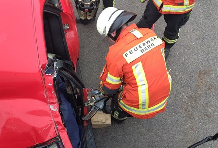 Szenario 1: Schneiden am PKW